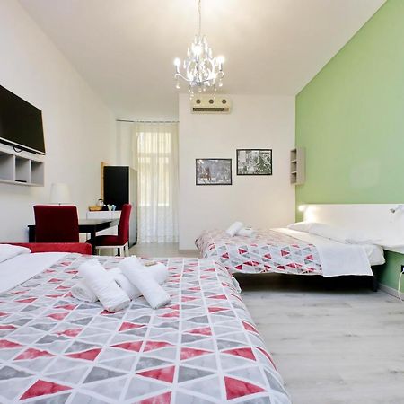 Lucky Holiday Rooms Řím Exteriér fotografie
